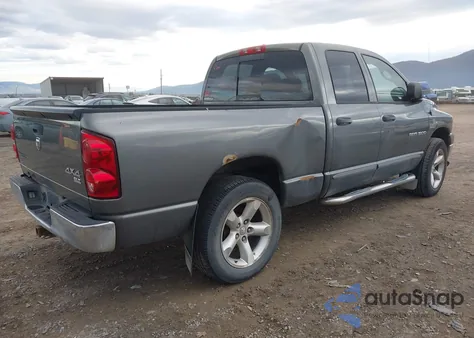 2007 Dodge Ram 1500 Slt/Trx4 Off Road/Sport z USA, uszkodzony, nr VIN 1D7HU18267S123034